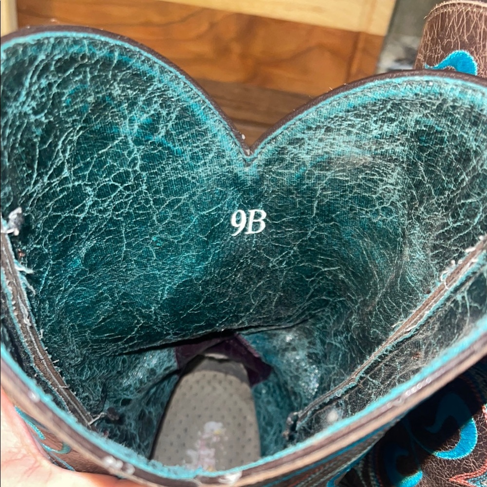 Ariat Brown and Turquoise Western Boots - Picture 5 of 6